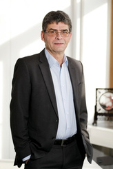 Prof. Dr. Peter Anker Prof. Dr. Peter Anker